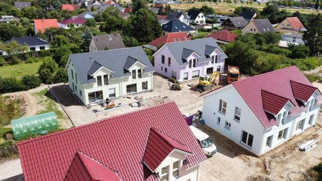 Ferienwohnung Iris Neu Roggentin エクステリア 写真